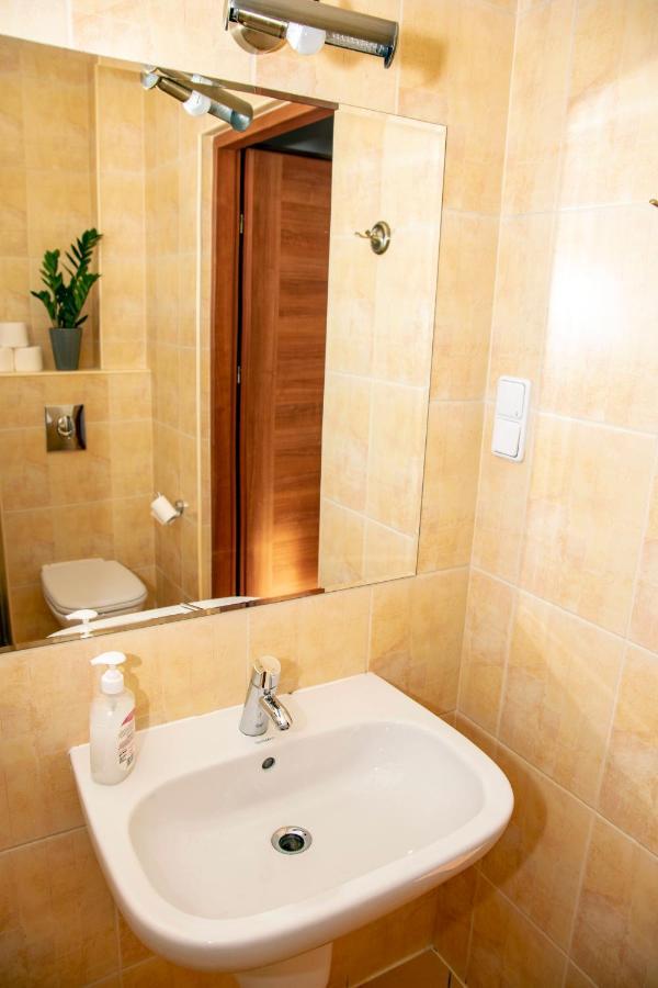 Weranda Rooms Tychy Εξωτερικό φωτογραφία